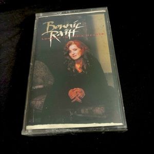 Bonnie Raitt longing in our hearts cassette
